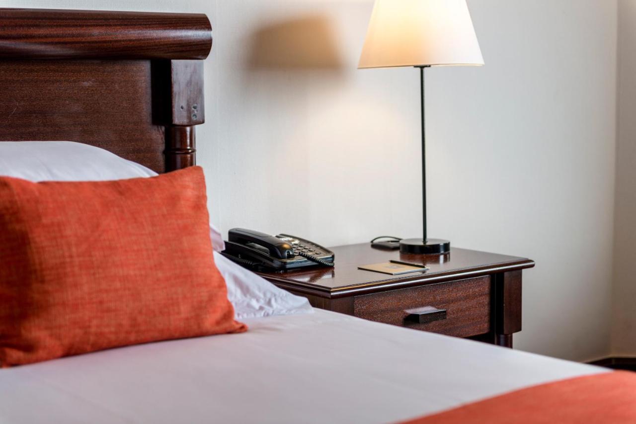 Hotel Alvalade Luanda Zewnętrze zdjęcie